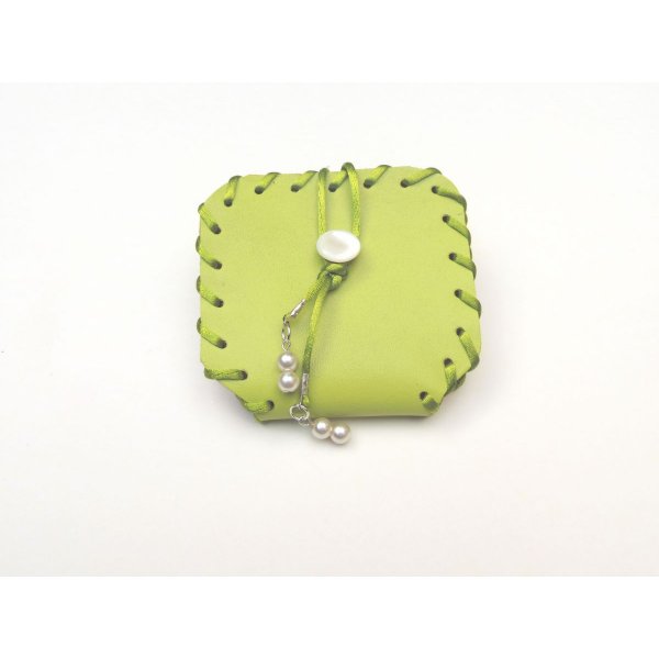 Cola de rata de material sint&eacute;tico de 1 mm.